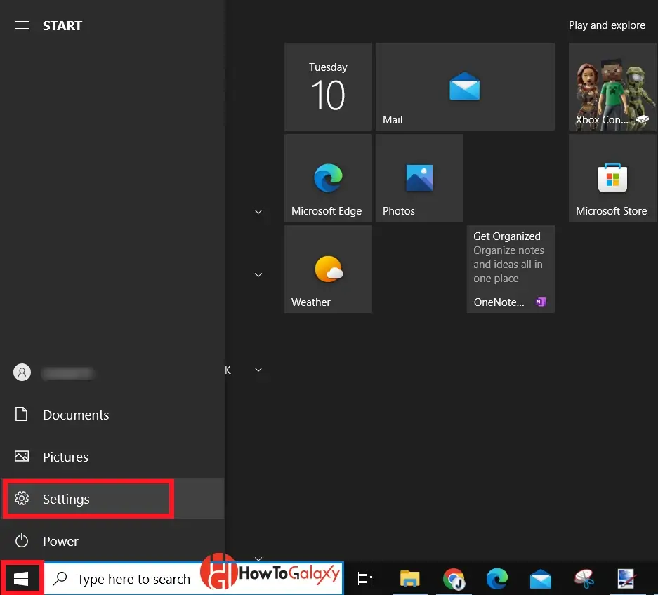 Start menu button on taskbar and Settings option is highlighted