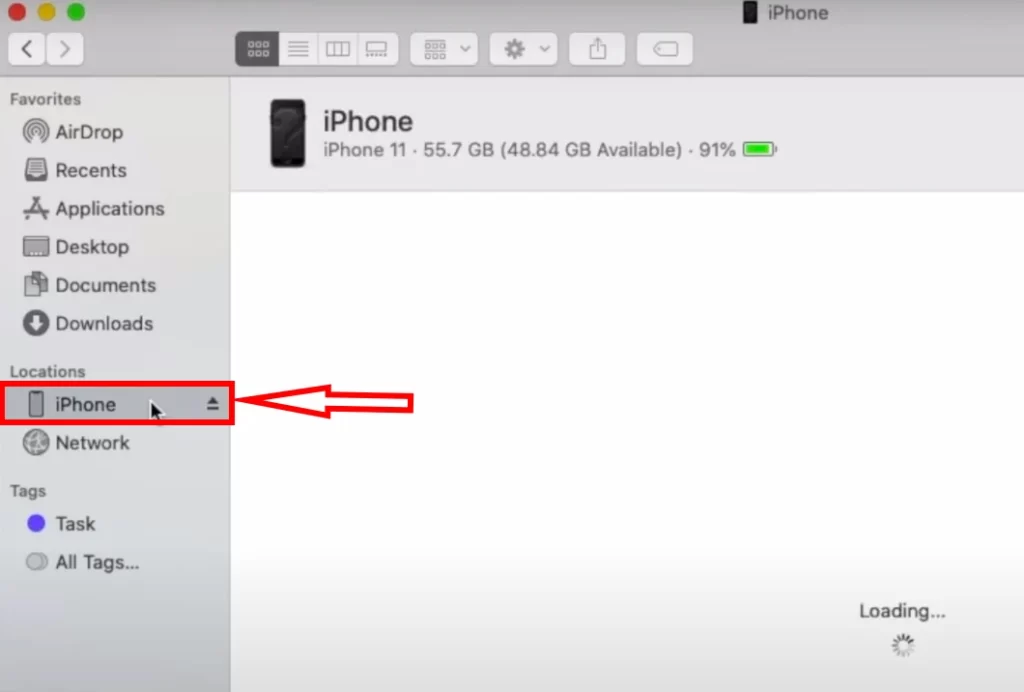 Finder's sidebar shows iPhone device ad other options